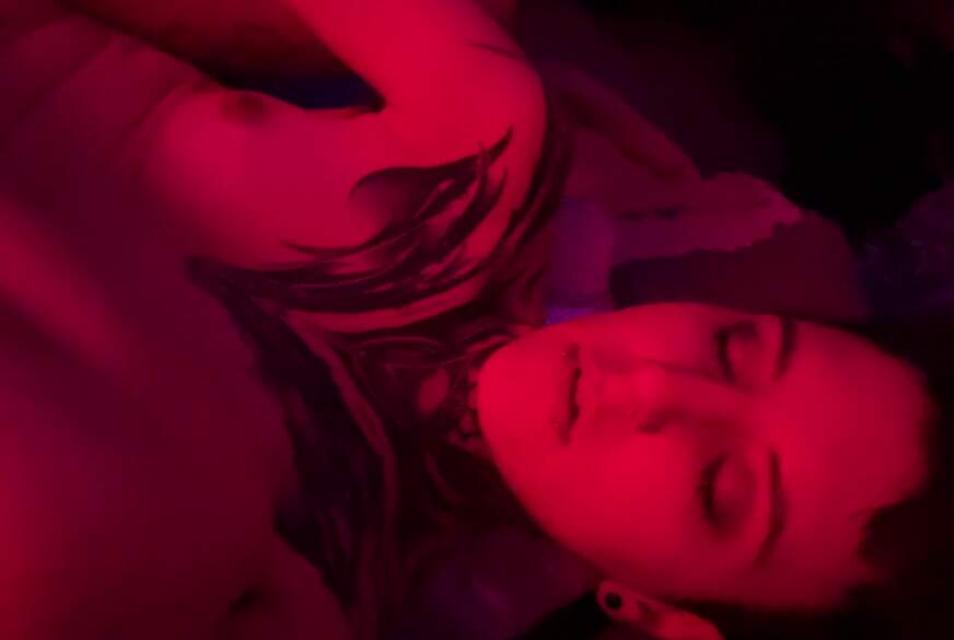 seductions: redlight midnight f**k part 3