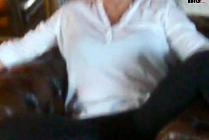 illymaus: Auf der Couch mit Strumpfhosen