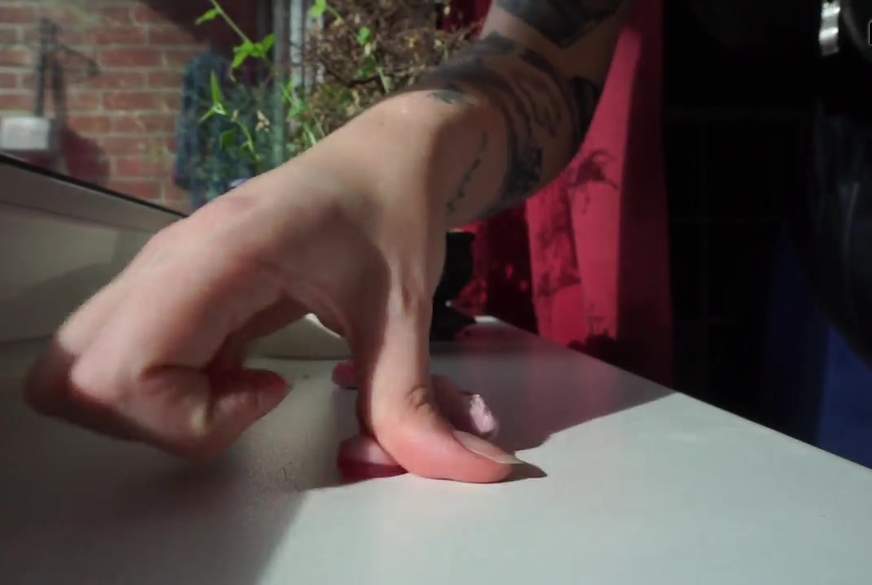 Ich zerquetsche Dich von machtfertig