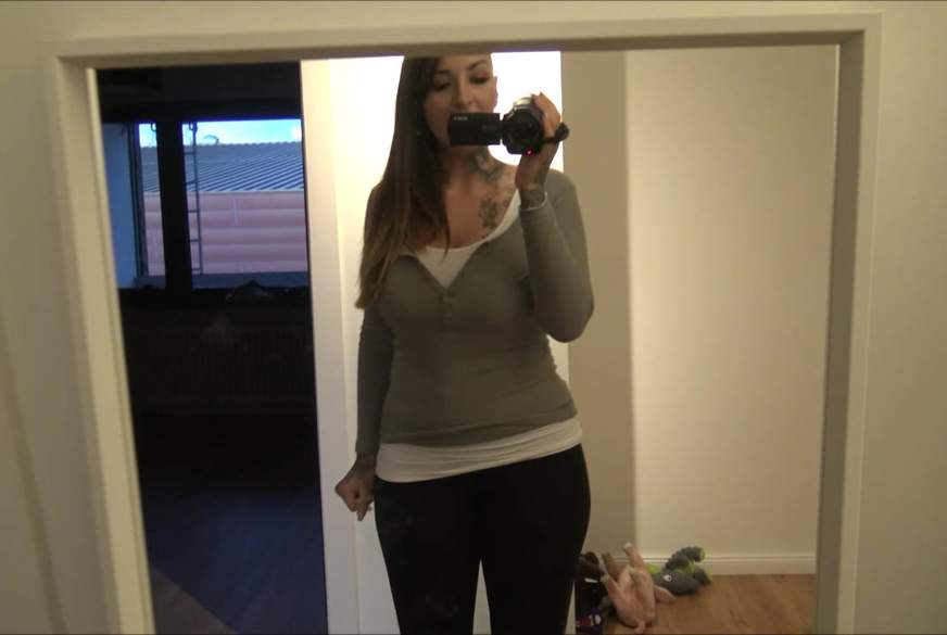 Den Nachbar nackt überrascht von WildVicky pic1