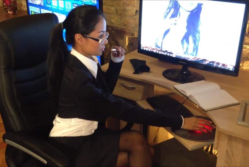 TyffanySweet: Deine geile Privatsekretärin Tyffany