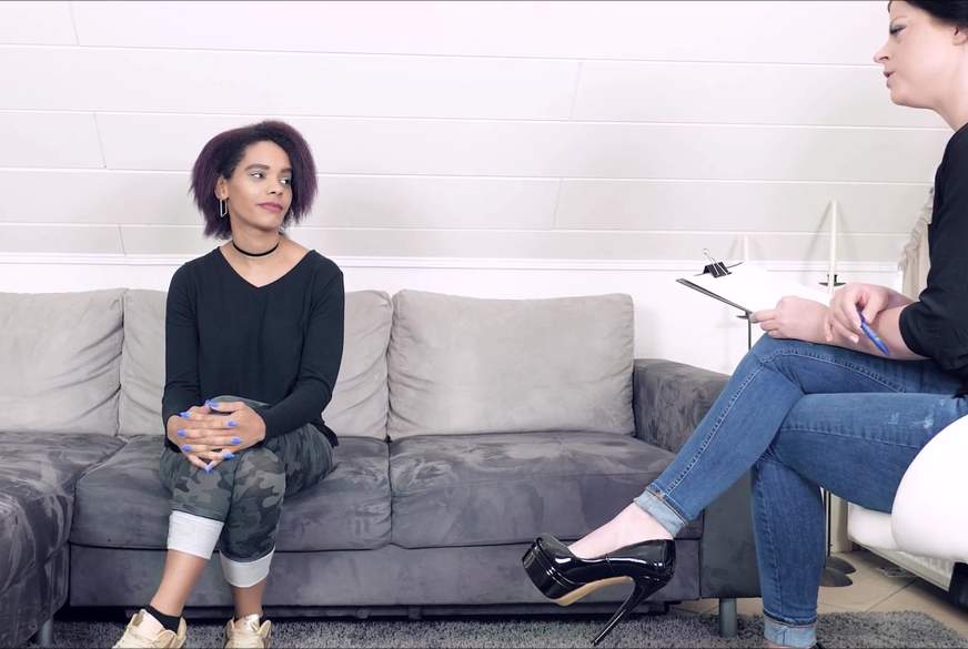 Pornocasting der Extraklasse, Teil 1 von LaraLua*a