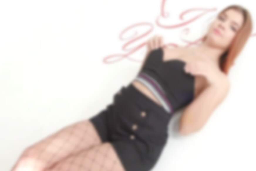 FrecheMarie: Premiere! Dreifach-P*********n! Ich glaub ich werd o********g!