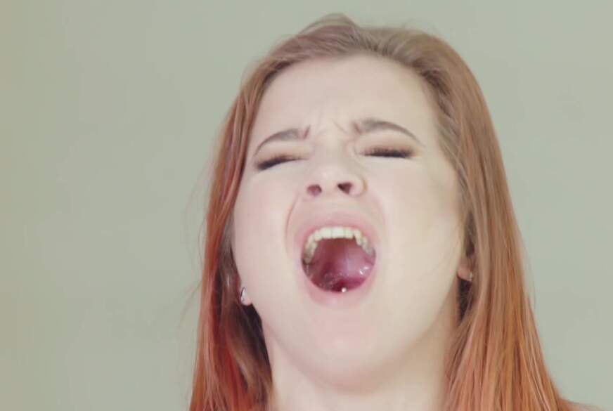 FrecheMarie: Mein A***h ist super eng und ich liebe einfach A*****x!!!