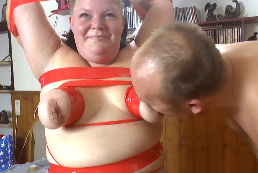 2 Frauen die Glocken abgebunden von sweetdesire pic2