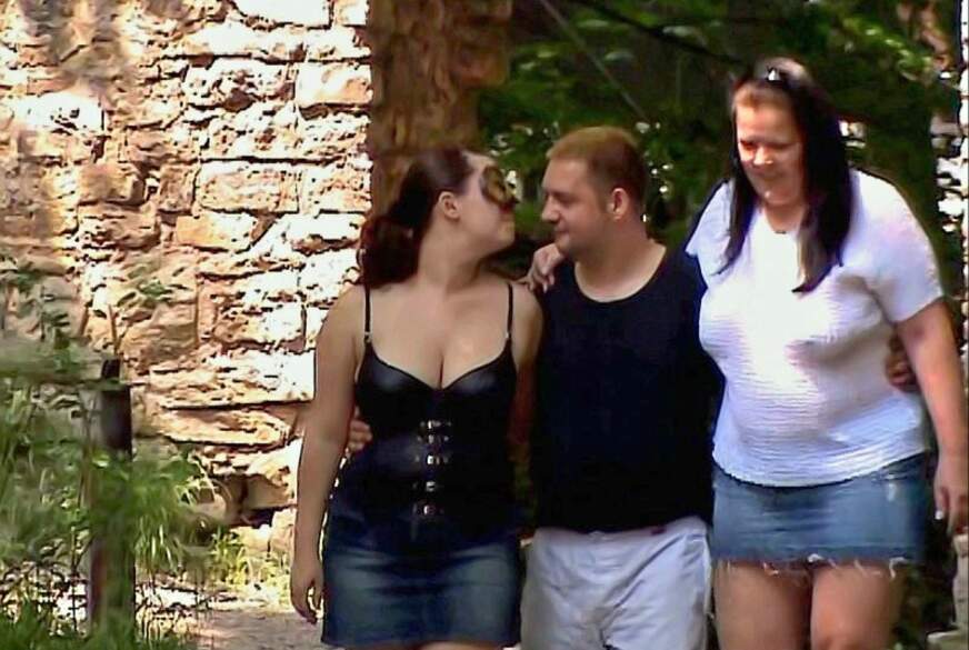 sweetdesire: FFM-Dre**r in der Burgruine 1