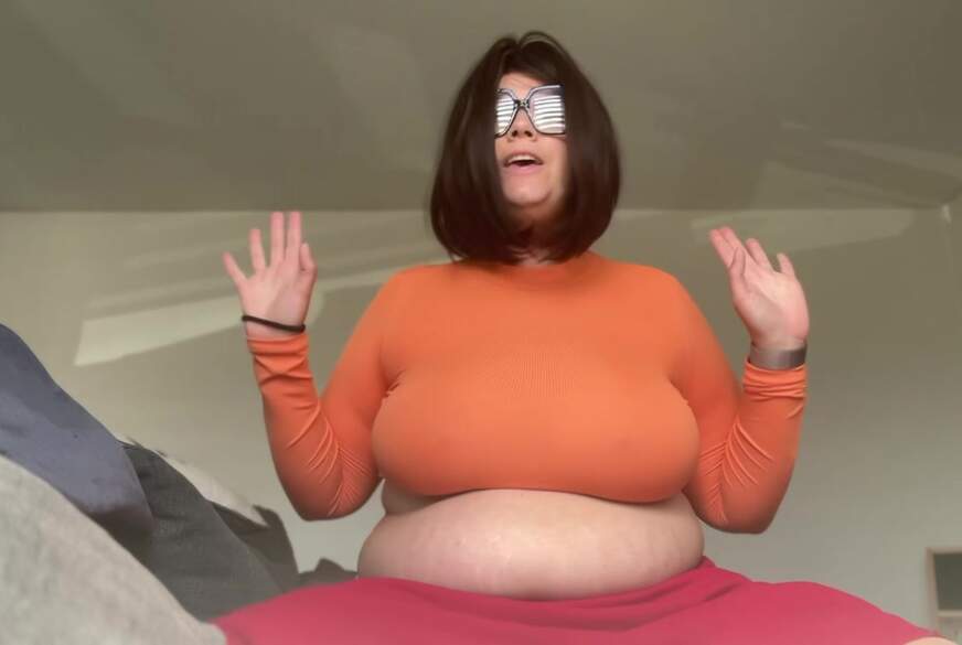 Velma muss einen großen Fall lösen von hotbrunette5 pic2
