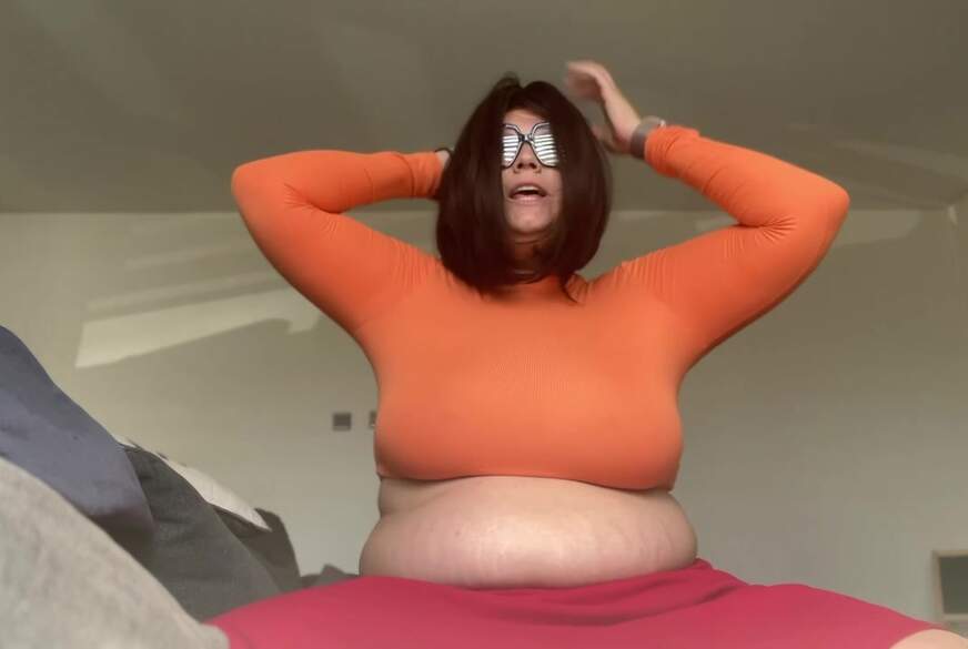 Velma muss einen großen Fall lösen von hotbrunette5 pic3