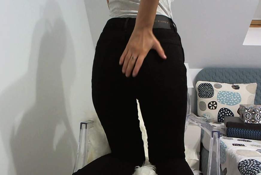 slim girl with big ass in jeans von FetishGoddess pic3