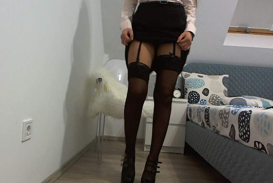 Office - secretary look with nylons, high heels, pencil skirt and shirt von FetishGoddess pic3