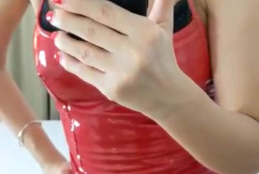 red PVC-vinyl dress sound therapy-fantasy von FetishGoddess pic2