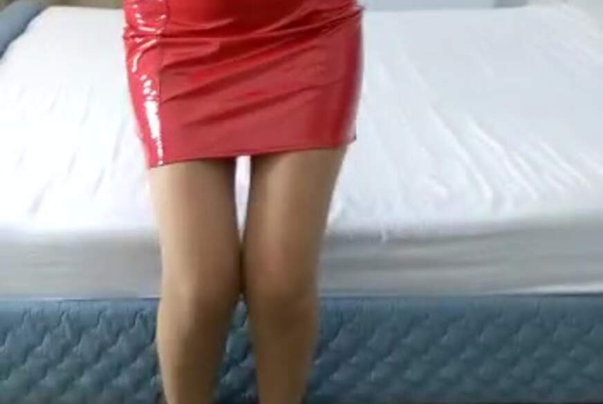 red PVC-vinyl dress sound therapy-fantasy von FetishGoddess pic3