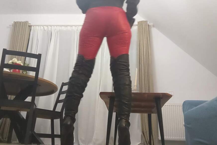 FetishGoddess: you like leather leggins ass and boots