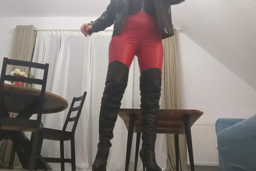 FetishGoddess: you like leather leggins ass and boots