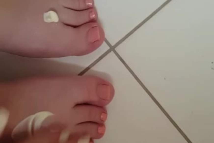 Wildhoney: Füße Pflegen