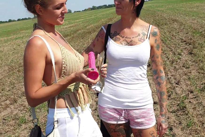 Outdoor, fremde M****i für meinen Dildo! von Amelie-Lei