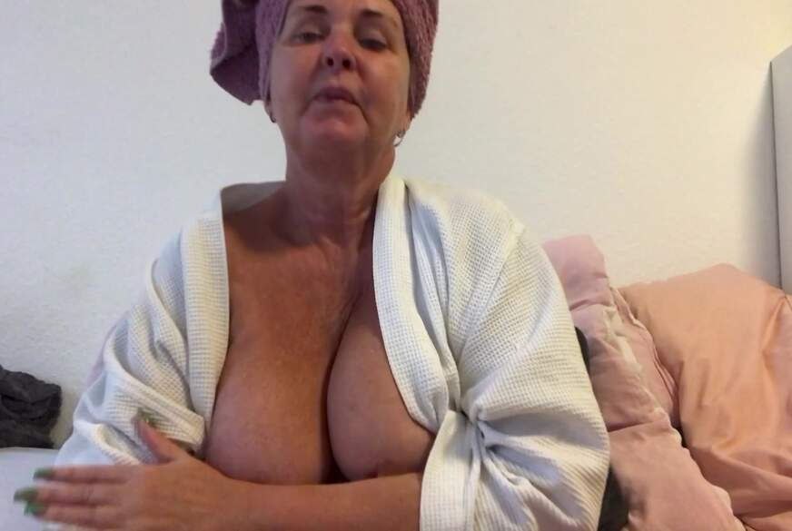 Secret-Jasmin: Deine Geile MILF-W**********e!