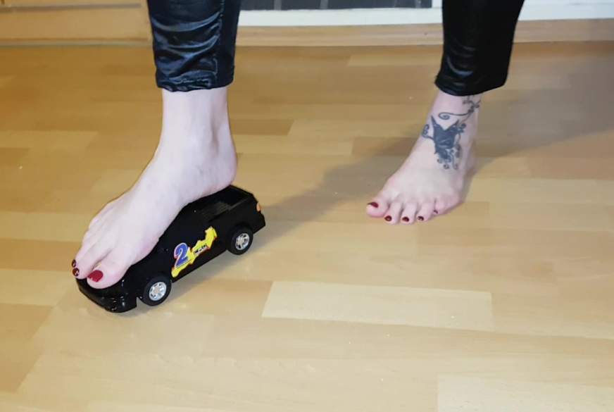 Modellauto crushen von Aleksa81