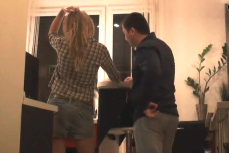 DirtyJuliette: Nachbars Hilfe!