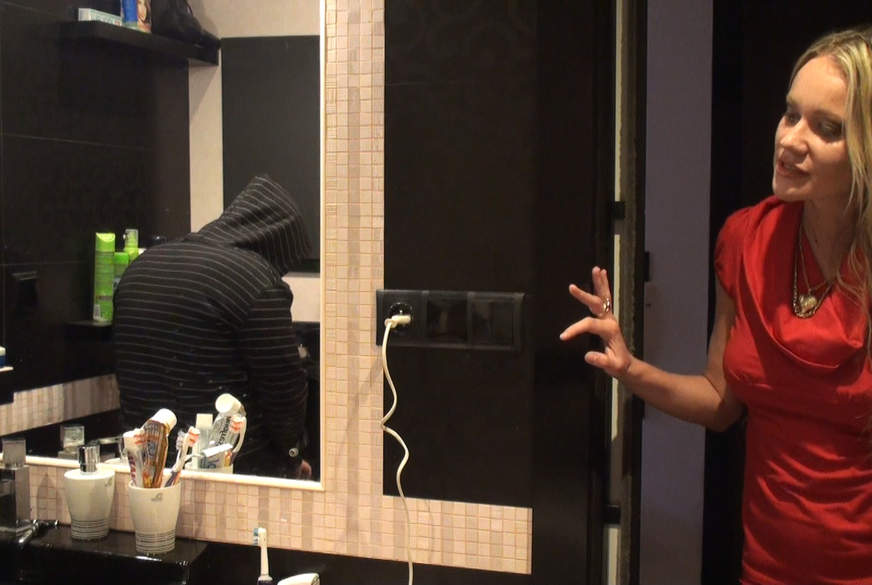 DirtyJuliette: Stehpinkler!