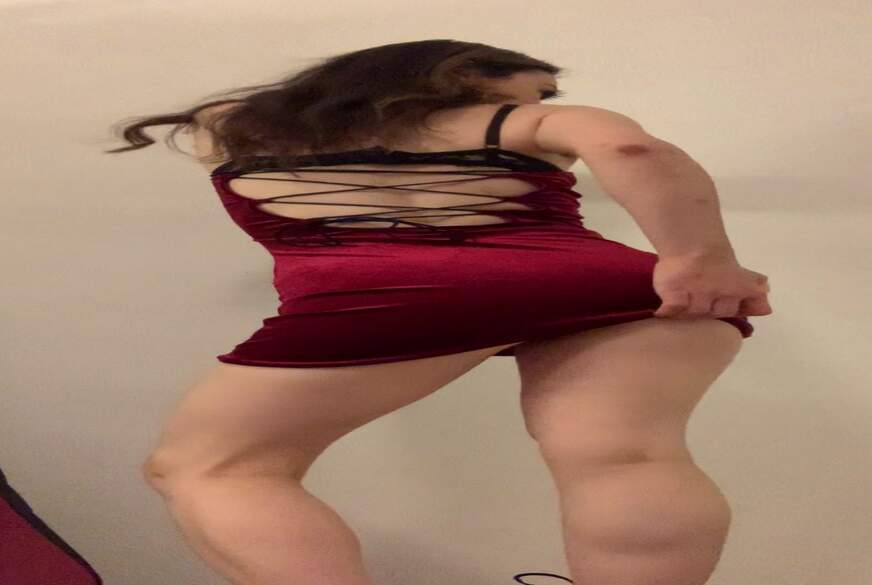 Sweetpzssy: Ich mache es mir in einem heißen knappen kleid und highheels