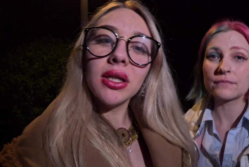 Zwei Herrinnen p****n dir dein Maul voll! von Queen_of_BDSM