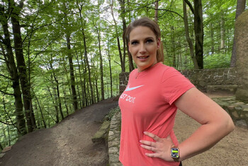 Riskanter Outdoor B**wjob! OMG fast erwischt!