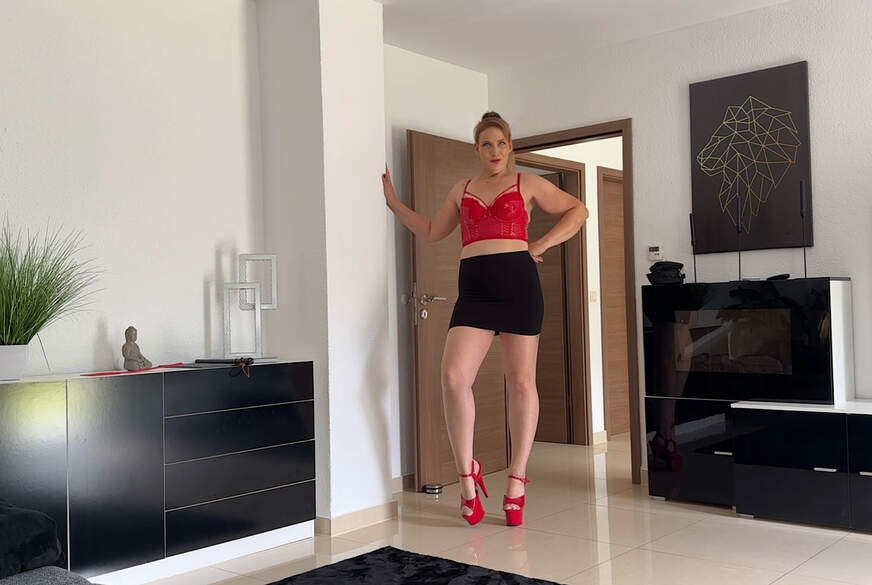 Julia-Winter: Zu Krass! Strumpfhose zerrissen! Tief reing*******t! F**k!