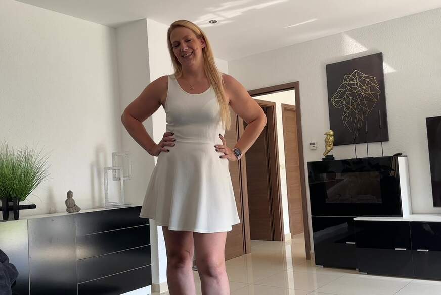 Julia-Winter: S*************n! Nach Date gibt es noch einen C******e! Ich bekomm nicht genug!