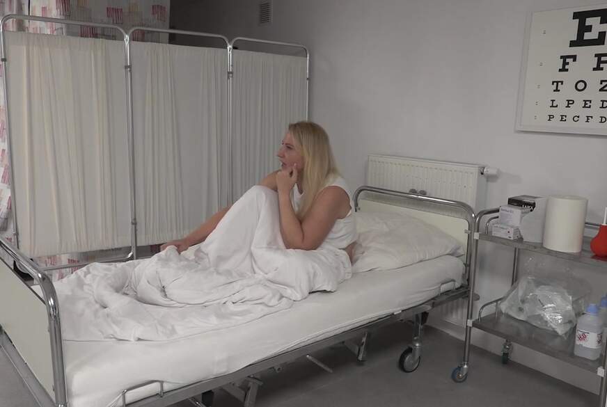 Julia-Winter: Ein nach den anderen! S*****z leer s****n ist die beste Medizin! Findest du das auch?