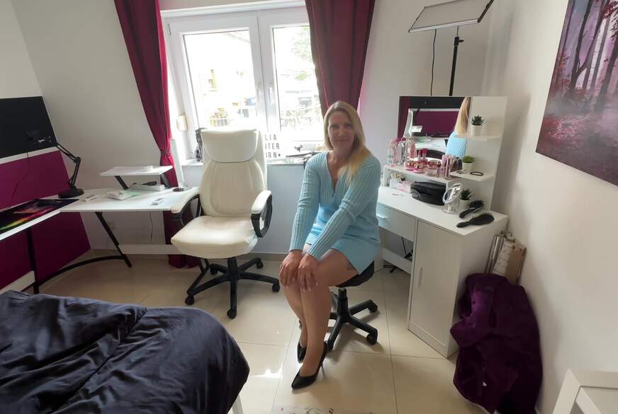 Julia-Winter: Es war soweit - nach Sexentzug endlich wieder einen C******e - wie ich es vermisst habe!