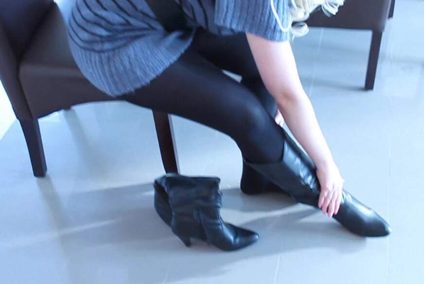 abelonedeluxe: Wolkleid FSH Stiefel im Flur