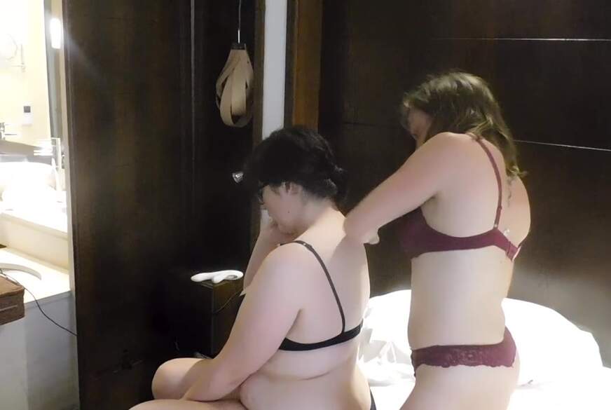 HotLena1984: Heißer Sex mit Julia TEIL 2