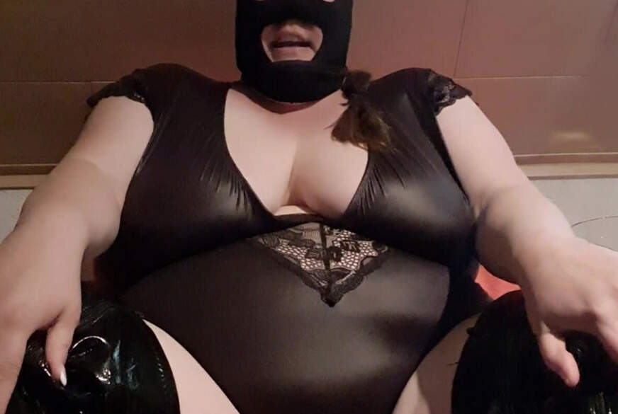 wie ich dich versklave und dein Leben komplett übernehme von Dirty-Vanessa