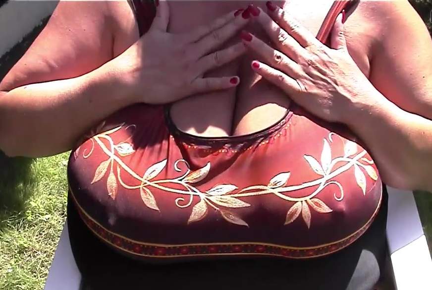 Traumbusen: Riesenbusen abkühlen