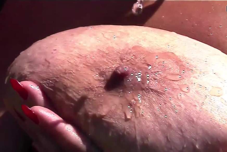 Traumbusen: Riesenbusen abkühlen
