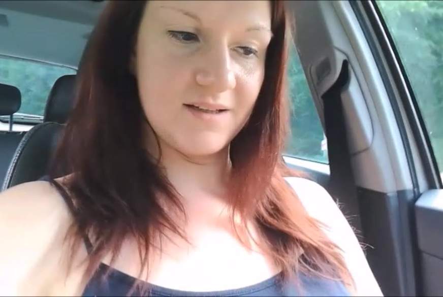 AnnyTasty: Dirty Outdoor auf dem Parkplatz