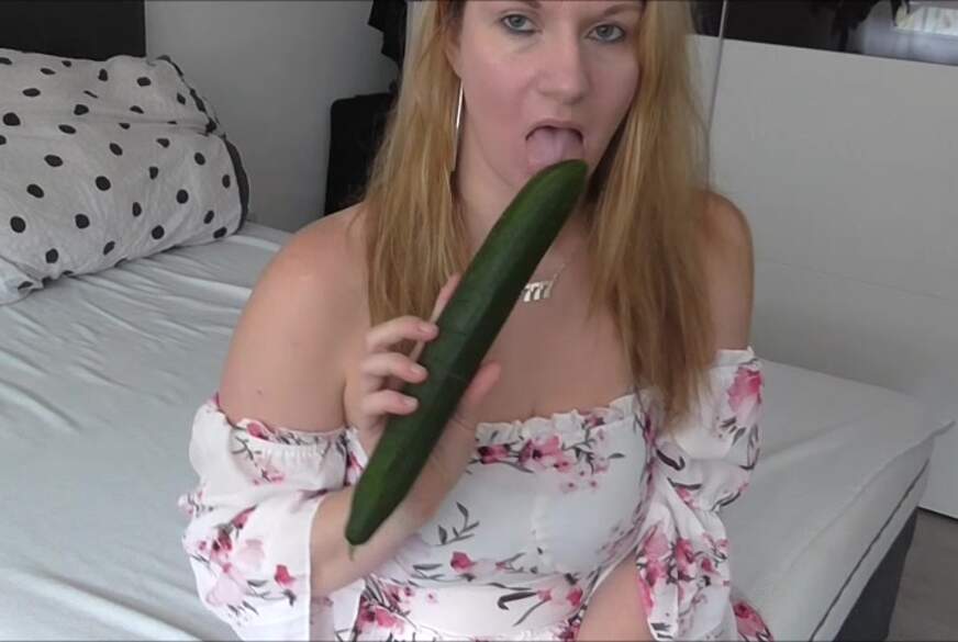 AnnyTasty: Anny allein zu Haus
