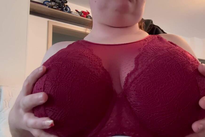 Moenchen96: D**ke Boobies