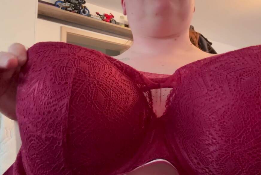 Moenchen96: D**ke Boobies