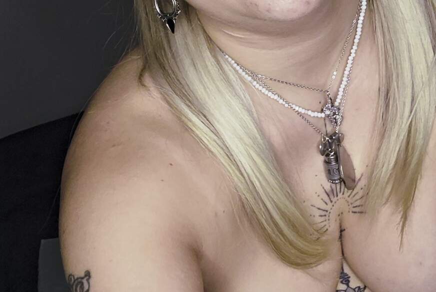 Sexymelli97: Mein neues Spielzeug !!