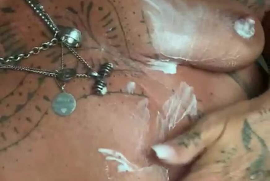 Lutsch-Lieschen: Meine geilesn Titten