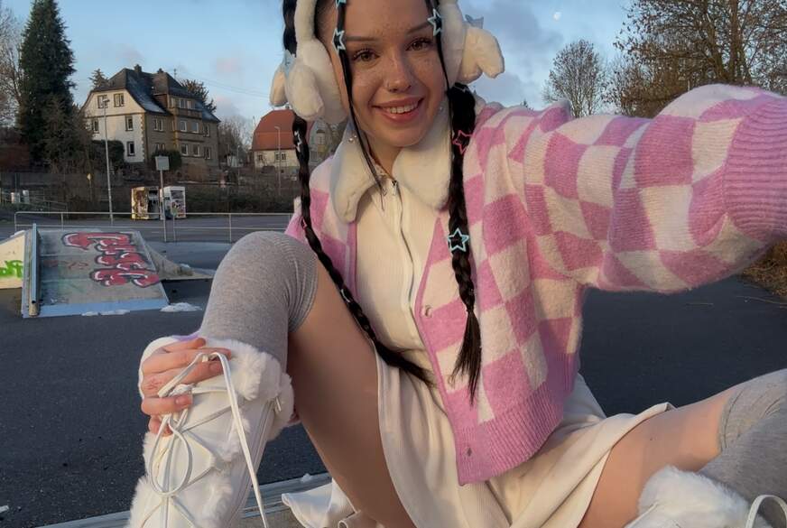 Bin ich ein Dorfluder? Zum 1x vor einem FREMDEN besorgt!! von Cassandra-Clasen