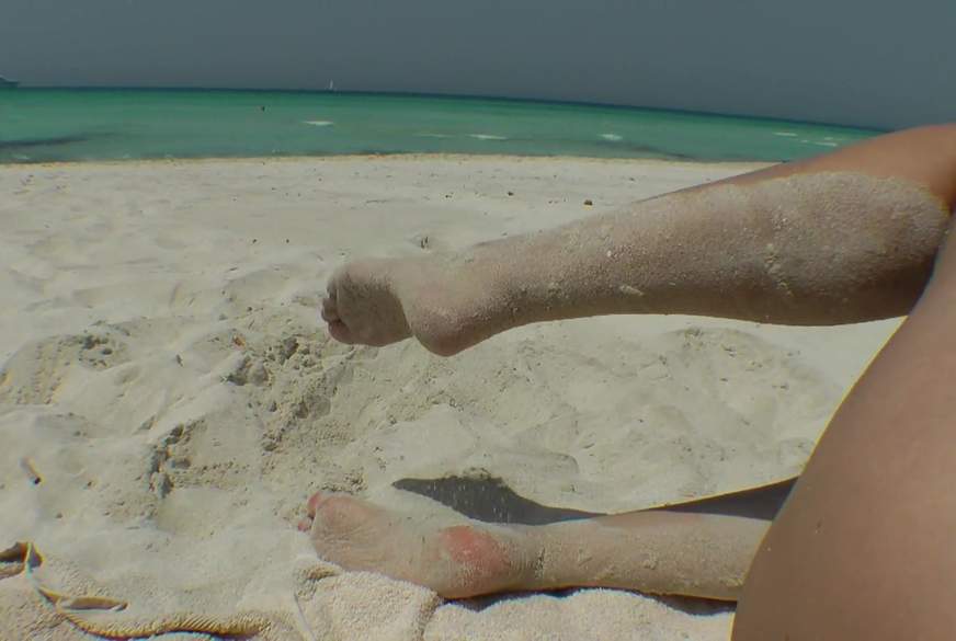 Füße im Sand von LissLonglegs pic4