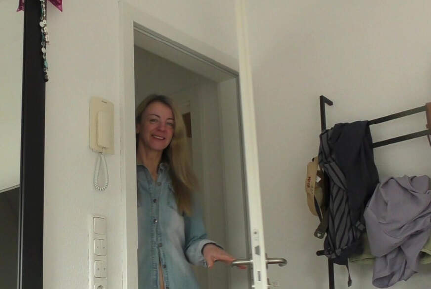 Nackt und nur mit Nylons Ich lass mich h**t b*****n-c******e von LissLonglegs