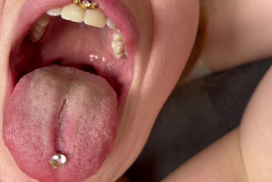 Höre meiner n**sen P***y beim SCHMATZEN zu! von BikerBeast