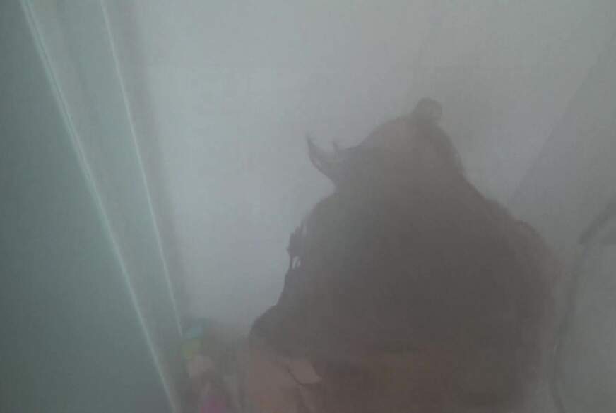 heimlich beim duschen gefilmt von AnnyMeyer pic4