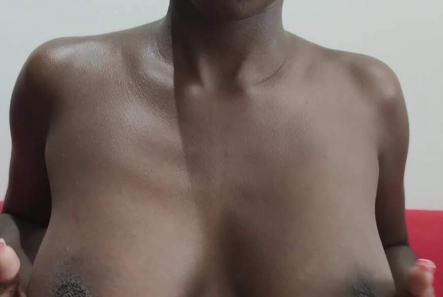 QuinX: Brüste kneten