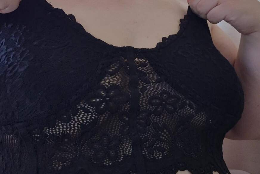 Massiere meine Titten, gefällt dir sowas? von et-princessbabe pic1