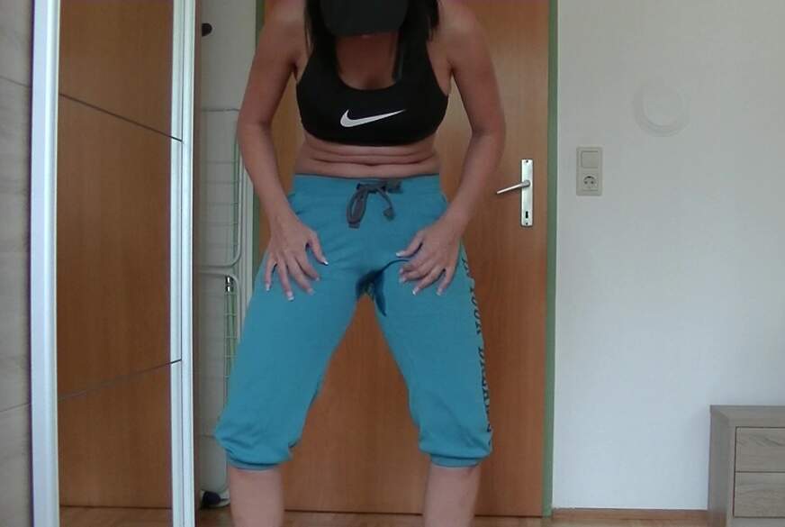 Workout P****n von DauergeileEmily pic2
